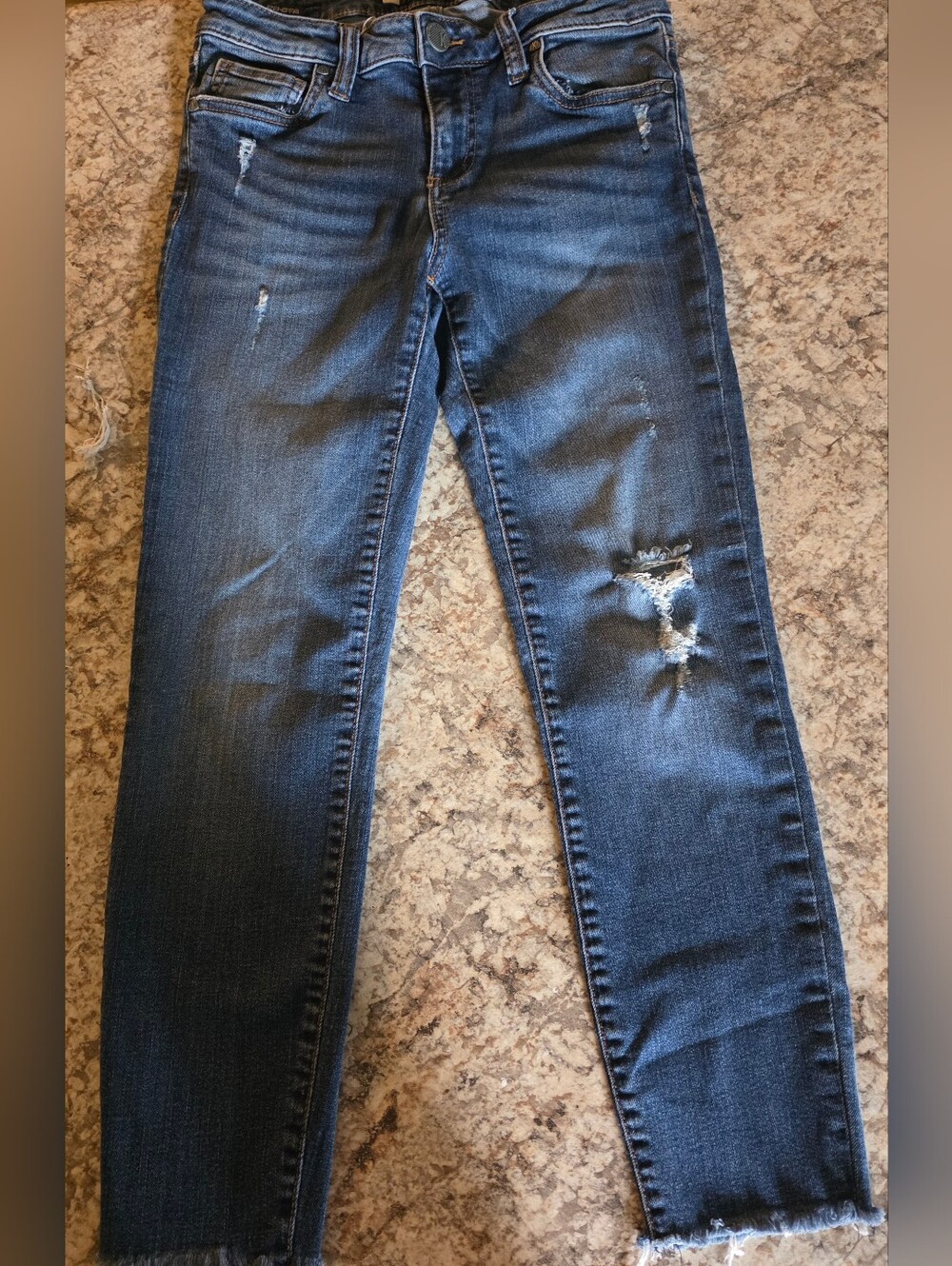 Kut From The Cloth Ankle Cut Distressed Denim Size 0 EUC